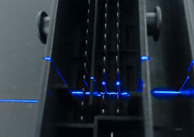 3D-Höhen- und Taumelkreisprüfung an Steckverbindern